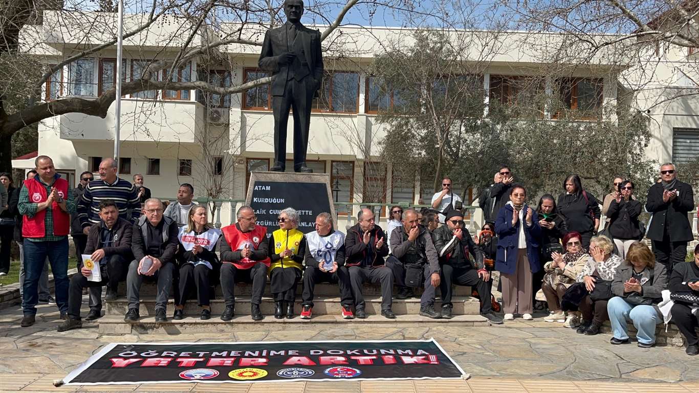 Öldürülen Fatma öğretmen için iş bıraktılar haberi